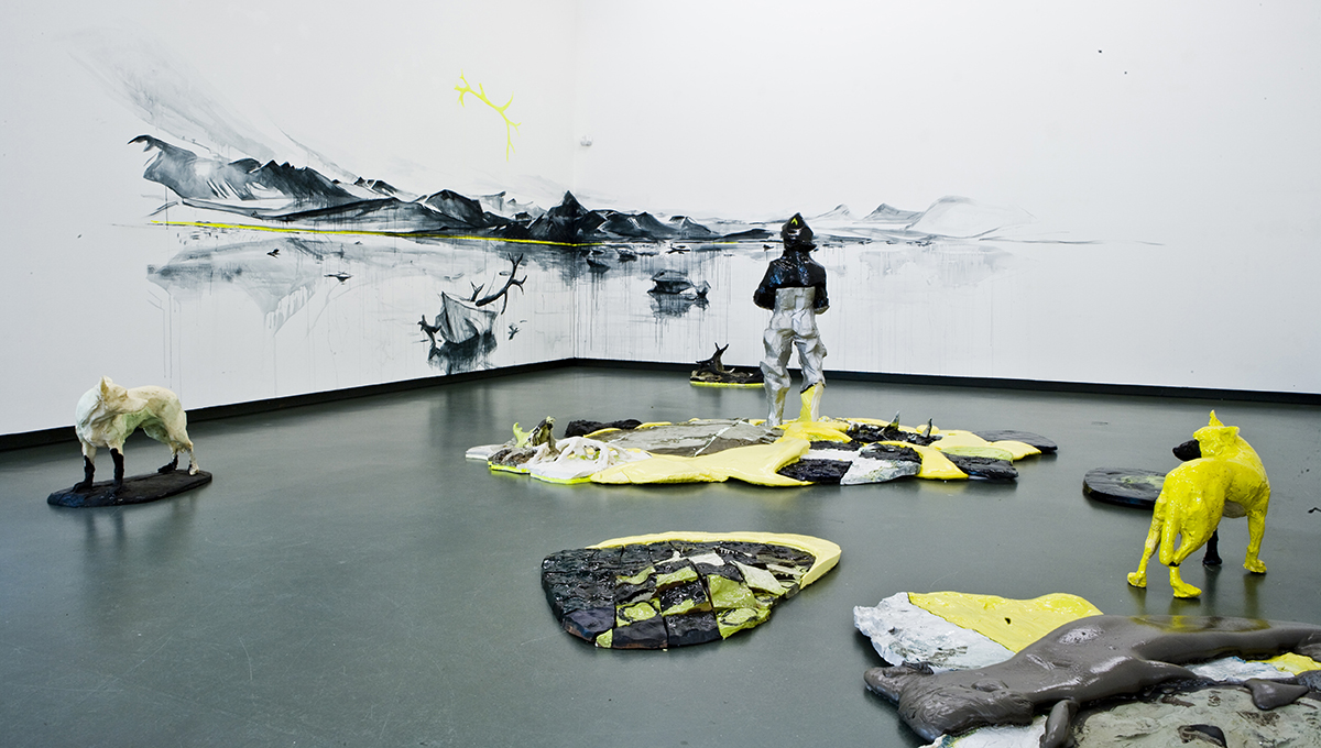 "Spitsbergen", installation; ceramics, aluminium, pur, paint