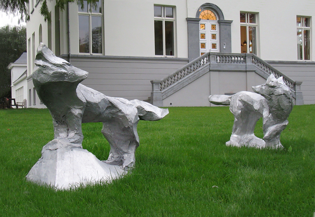 Free Foxes @ The White House Gallery